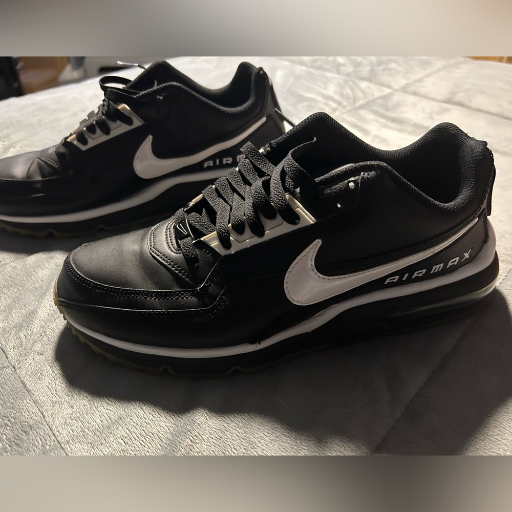 2014 Black Nike Airmax LTD 695484-001 with Gum Soles